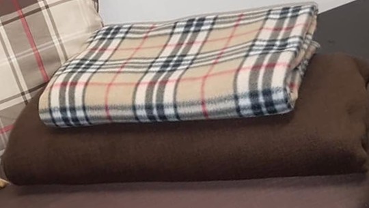 1.5m x 1.5m Fleece Blanket
