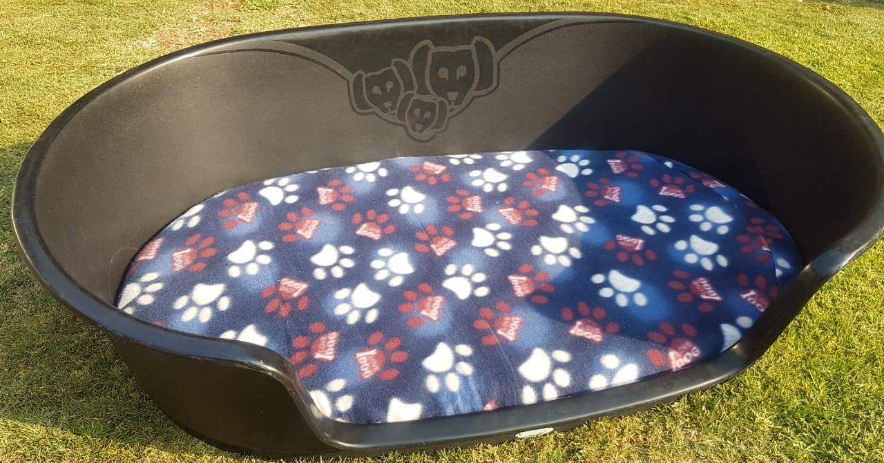 Standard Oval Bed Cushion Medium